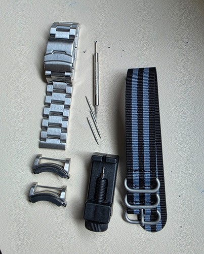 Heave 24mm brushed bracelet - 24mm,