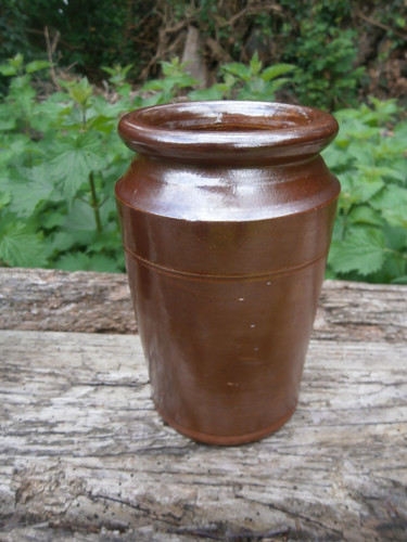 Vintage dark salt glaze - dark,