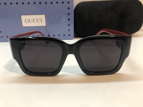 Gucci sunglasses shades black - gucci,