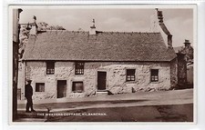THE WEAVERS COTTAGE, KILBARCHAN: Renfrewshire postcard (C22906)