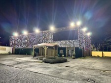 Commercial grade 200W LED