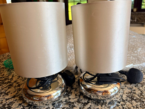 Pair table lamps chrome metal - chrome,
