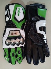 KAWASAKI NINJA GREEN MOTORBIKE