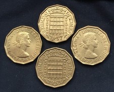 Elizabeth 11 *1953_1967* Three