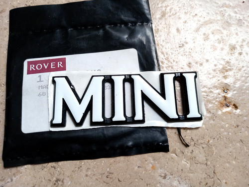 Classic mini cooper genuine - mini,