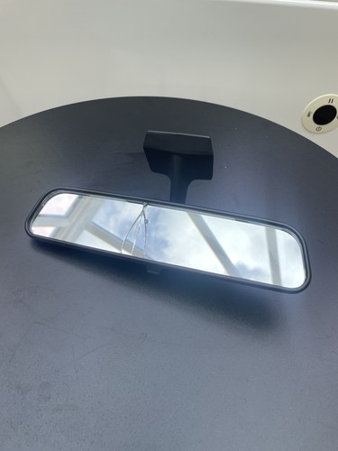 Mercedes w124 rearview mirror - mercedes,