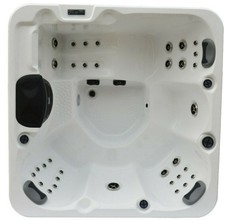 HOT TUB ATARA 5 SEAT LUXURY CANADIAN GECKO 13AMP PLUG SPA LIGHTS MUSIC STOCK NEW