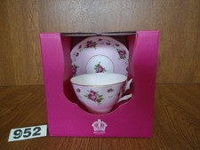 Royal Albert NEW COUNTRY ROSES PINK Tea Cup & Saucer Set - Boxed & New
