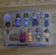 Disney Encanto Madrigal Family 10 Small Doll Gift Set - New  other