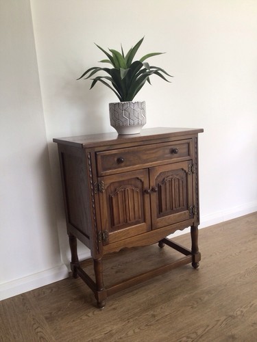 Vintage oak court cupboard - oak,