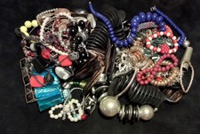 Costume jewellery joblot 1kg - jewellery, 1.1kg
