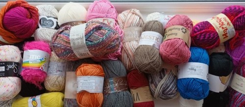 Reducing yarn stash - , lots