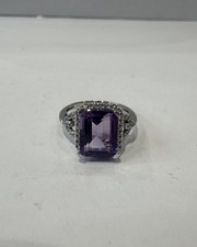 18ct white Gold Amethyst And