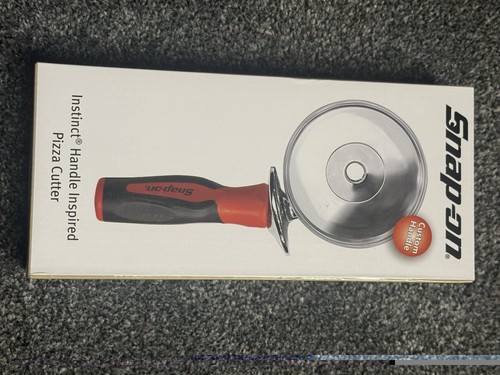 Snap pizza cutter - pizza,