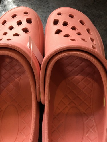 Peach croc style shoes size - , 4