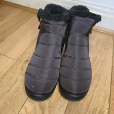 Lightweight Faux Fur Lined