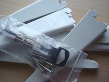 ~ SPUR UK ~ 6 x 220mm SHELF BRACKETS + Fittings TWIN SLOT Shelving Support White