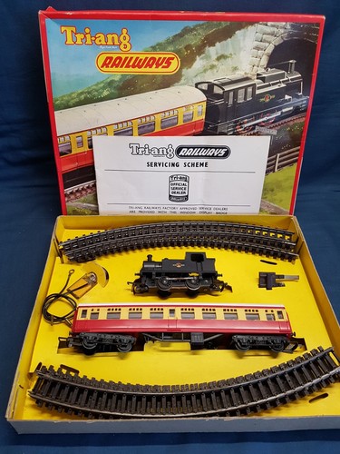 Triang train set - triang, rs.59