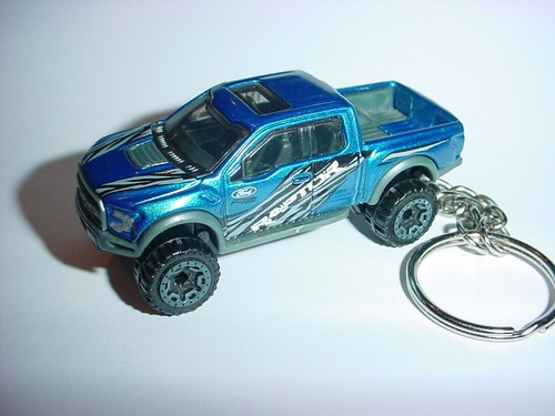 Hot ford f150 raptor - hot, 3d