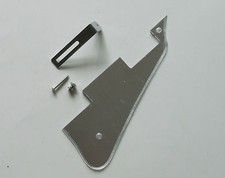 Silver Mirror w/ Chrome