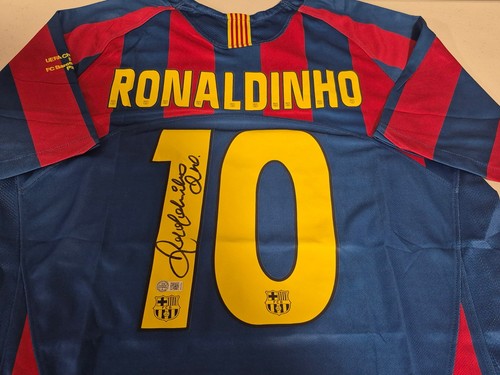 Ronaldinho signed autographed - signed,
