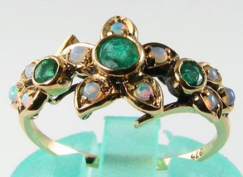 9ct gold emerald opal - 9ct,