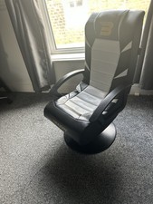 Brazen  Gaming Chair Kids/ small adult. 