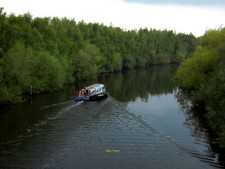 Photo 12x8 Heading for Leeds