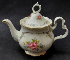 BONE CHINA ROYAL ALBERT