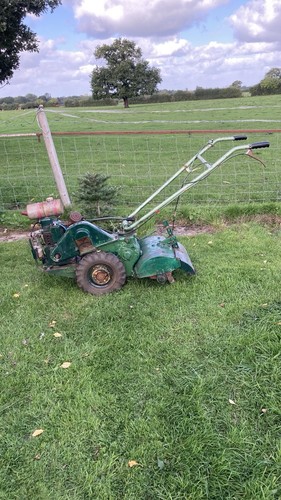 Auto culto vintage - vintage, cultivator