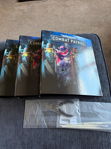 Warhammer 40k combat - warhammer,