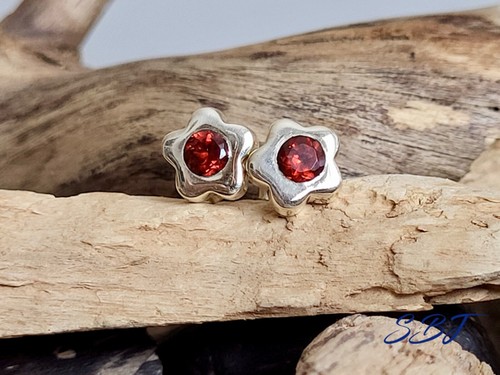 Sterling silver stud flower