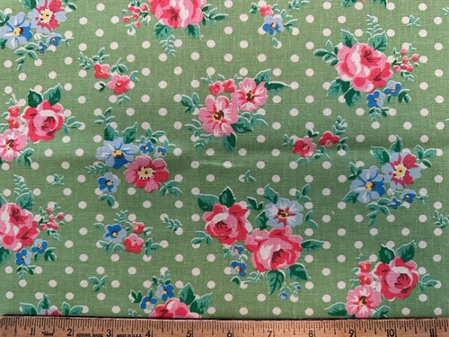 Green shabby cottage - green,