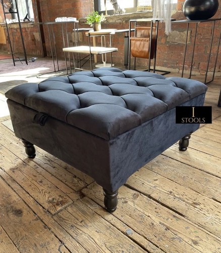 Square velvet ottoman - square,