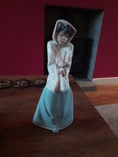 Nao Girl With Puppy 1296