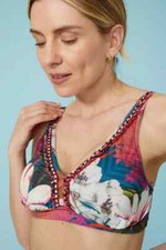 Mantaray - Bold Floral High