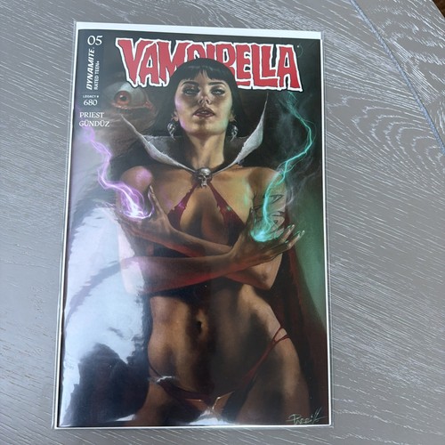 Vampirella cover a - #5,