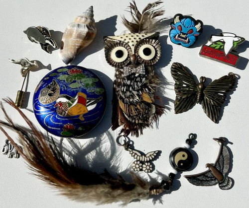 Owl feather cloisonné - feather,