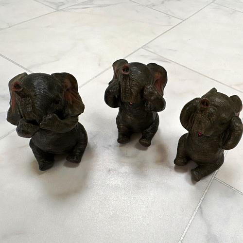 Set large elephant - x,