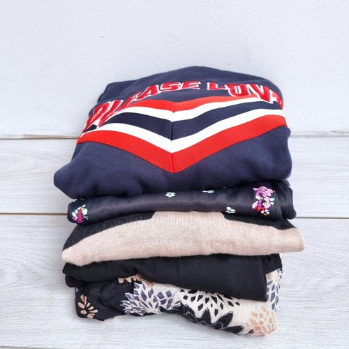 Bundle clothes xs 5 - 6,