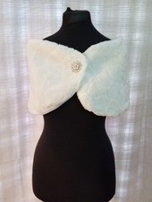 Womens ivory Faux Fur Bridal