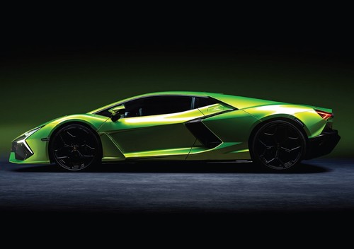 Green lamborghini revuelto - green,
