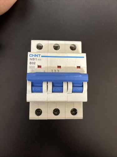Chint nb1 b32 - b32, triple