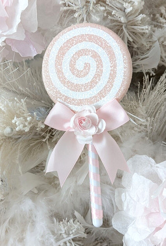 Shabby cottage chic - chic, roses