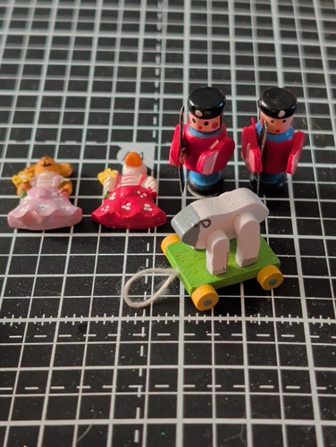 Set 12 scale - 1:12,