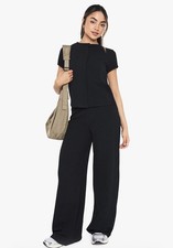 Boohoo Crinkle Rib Button