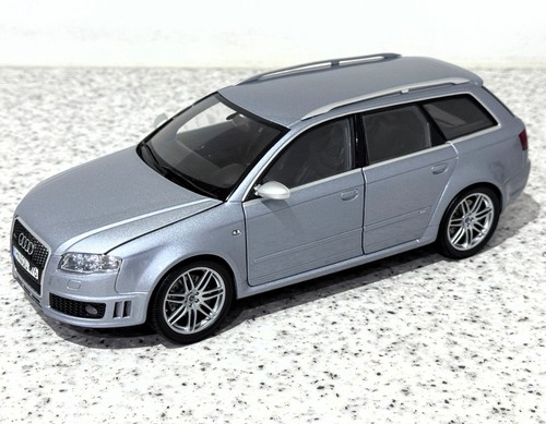 Minichamps audi rs4 - minichamps, 1/18
