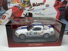 AUTOart - SLOT CAR - FORD