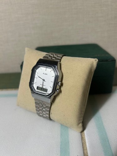 Old seiko silver digital - seiko,
