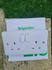 Schneider Lisse Moulded Range